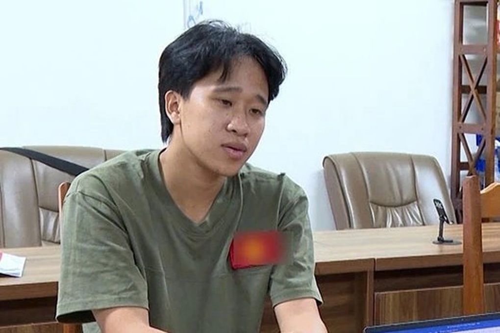Vụ xe cứu trợ đền 100 triệu đồng: Tạm giữ hình sự thêm một đối tượng - 1 Vụ xe cứu trợ đền 100 triệu đồng: Tạm giữ hình sự thêm một đối tượng - 1