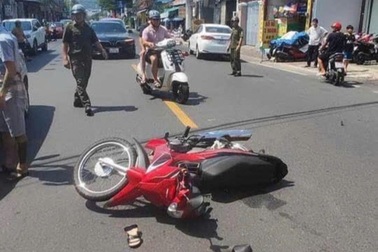 Cái giá của việc mở cửa xe bừa bãi