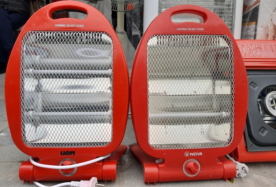 Nghệ An: Lạnh kỷ lục, thiết bị sưởi cháy hàng - 4