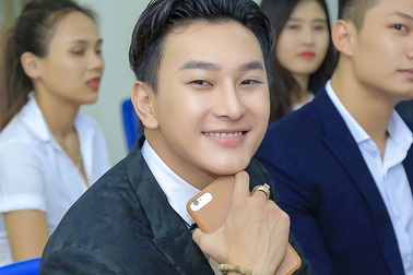 Hoàng Kỳ Nam lần đầu ngồi ghế nóng