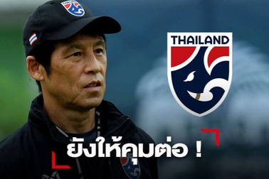 HLV trưởng Thái Lan tức tốc về nước chịu tang mẹ