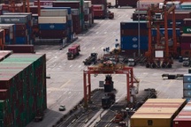 Động thái gấp rút của Trung Quốc giữa "bão" thuế quan từ Mỹ