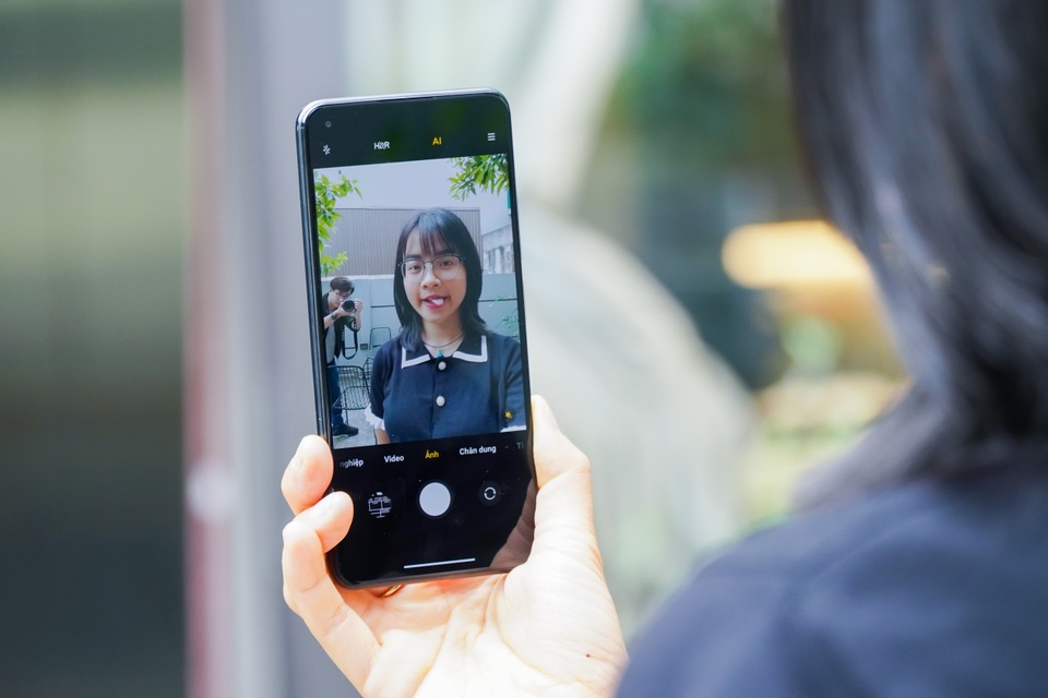 Đánh giá Xiaomi Mi 11 Lite: thiết kế mỏng nhẹ, hiệu năng đủ dùng - 8 Đánh giá Xiaomi Mi 11 Lite: thiết kế mỏng nhẹ, hiệu năng đủ dùng - 8
