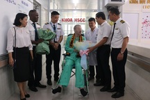 Đêm nay, phi công người Anh trở lại bầu trời bay về quê hương