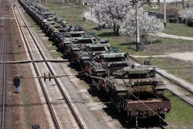 Nga dừng chuyển giao vũ khí tại Crimea cho Ukraine