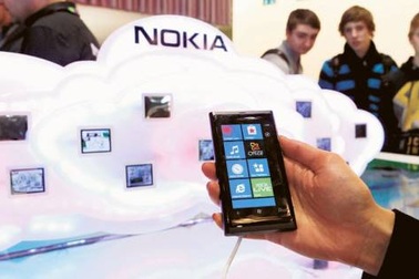 Nokia tuột khỏi top 5 hãng sản xuất smartphone