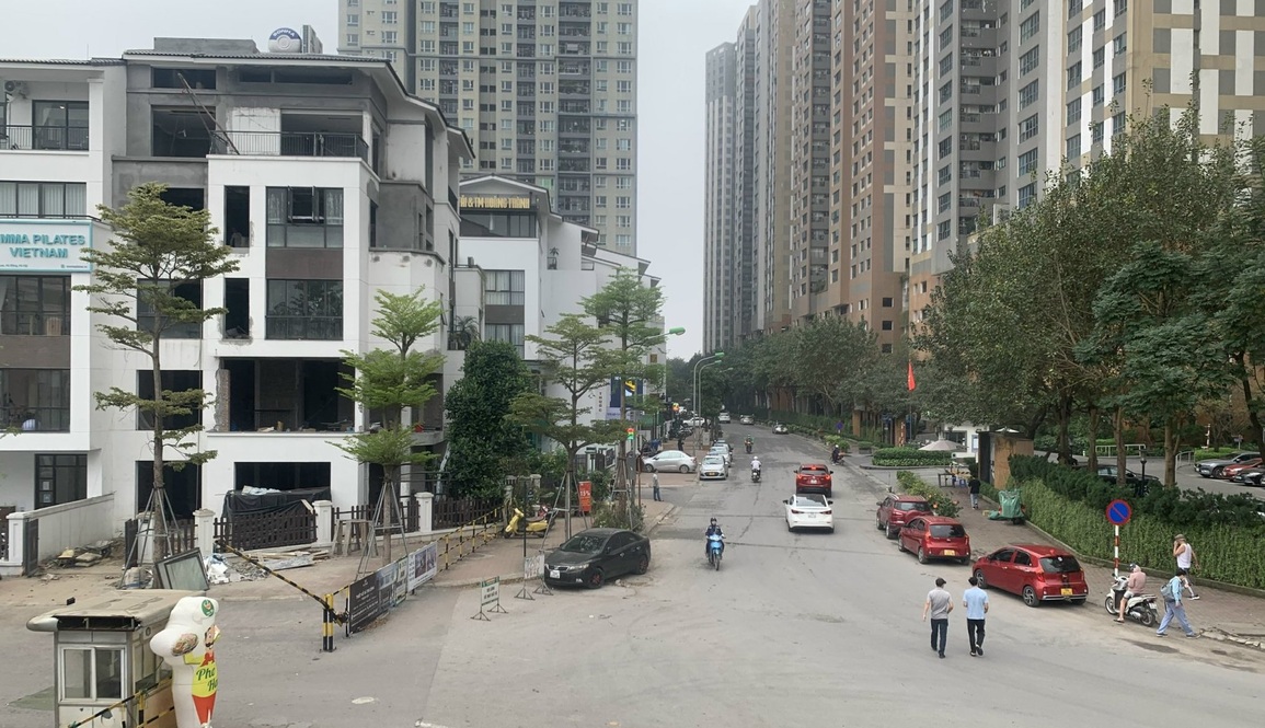 Mặt bằng trong ngõ giá thuê 100 triệu đồng/tháng, khách nghe xong bỏ chạy - 1 Mặt bằng trong ngõ giá thuê 100 triệu đồng/tháng, khách nghe xong bỏ chạy - 1