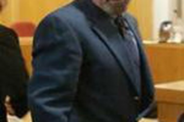 "Đức cha sát nhân" và 10 vụ giết người