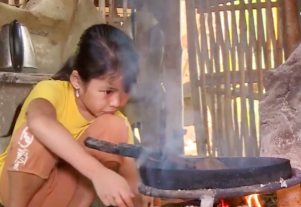 Mẹ cháu mất rồi, còn bố cháu đi tù... - 3 Mẹ cháu mất rồi, còn bố cháu đi tù... - 3