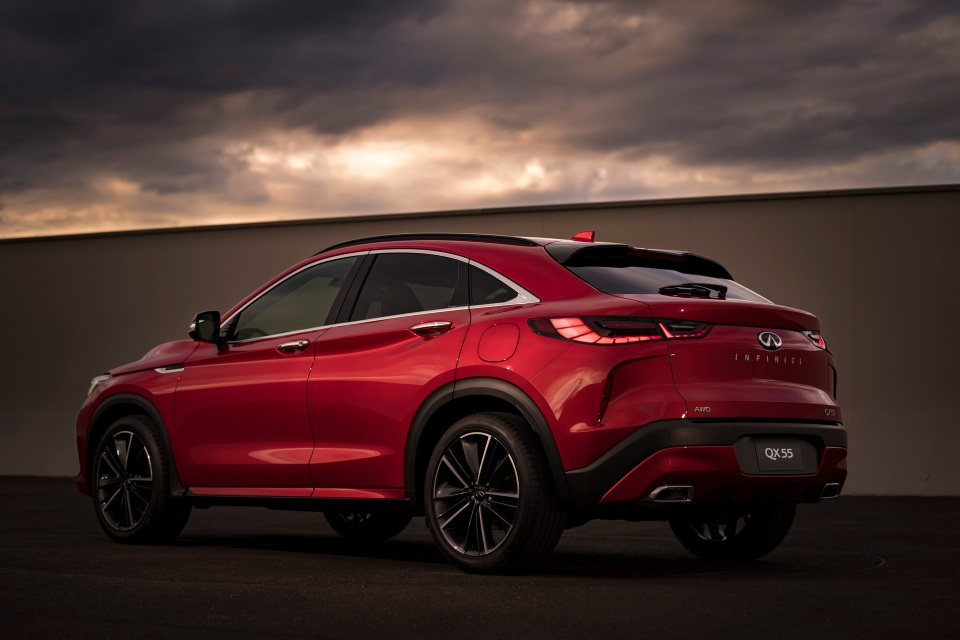 Infiniti QX55 có gì để cạnh tranh BMW X4 và Mercedes GLC Coupe? - 24 Infiniti QX55 có gì để cạnh tranh BMW X4 và Mercedes GLC Coupe? - 24