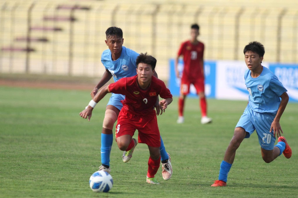 U16 Việt Nam thắng đậm Singapore ở trận ra quân giải Đông Nam Á - 3 U16 Việt Nam thắng đậm Singapore ở trận ra quân giải Đông Nam Á - 3