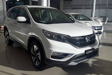 Xuống giá 200 triệu đồng: Chỉ một tháng bán hàng Honda CRV đã gây “sốc” thị trường