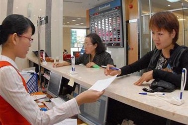 Lãi suất khó giảm, tín dụng khó tăng 