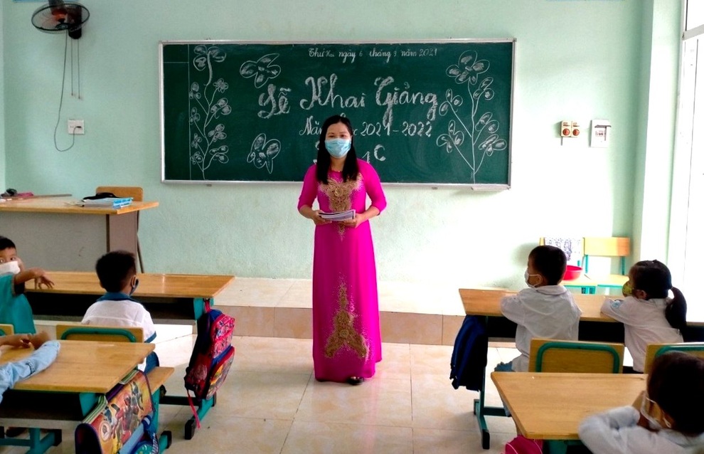 Tâm sự của thầy hiệu trưởng mắc kẹt do giãn cách trong ngày khai giảng - 2 Tâm sự của thầy hiệu trưởng mắc kẹt do giãn cách trong ngày khai giảng - 2