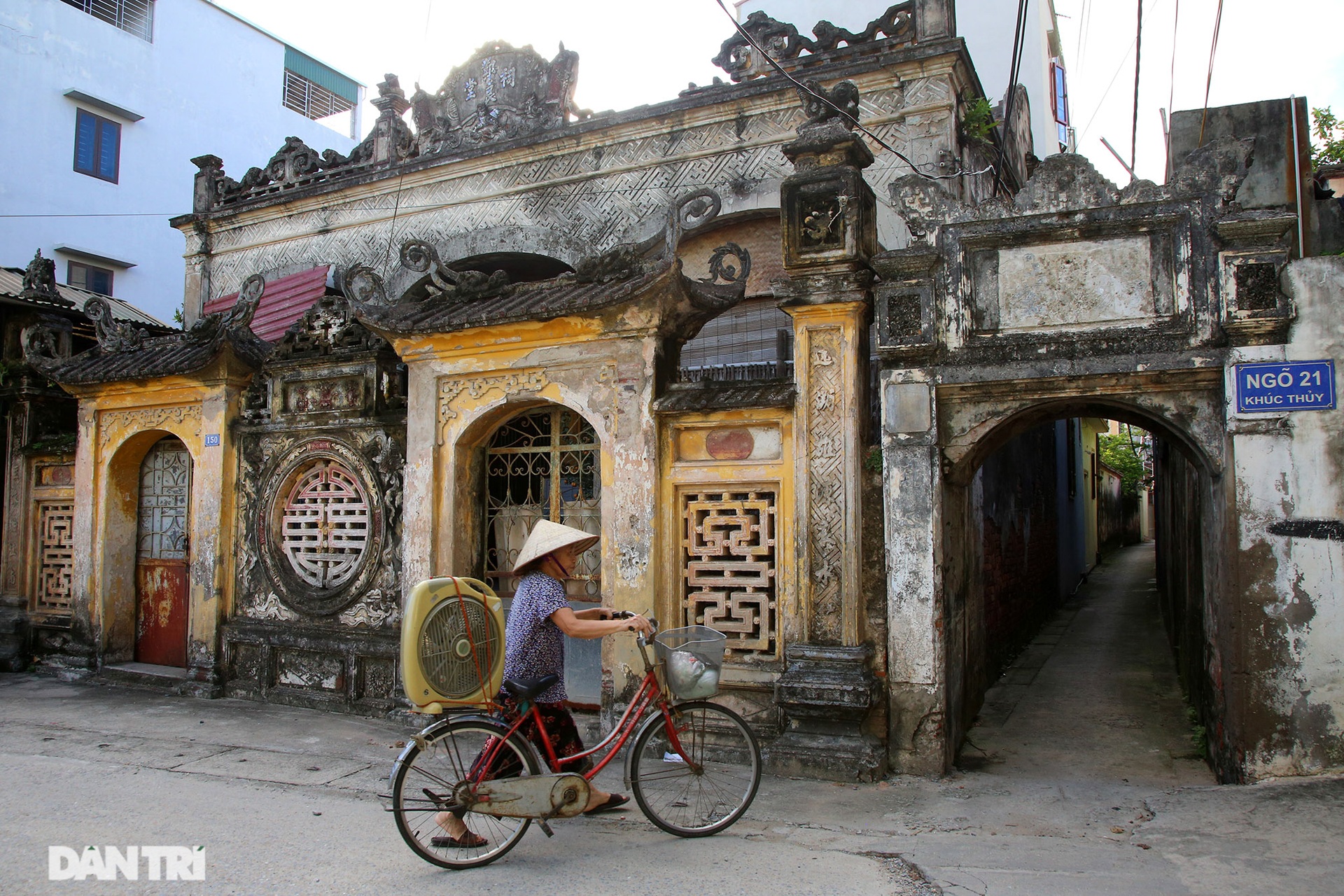 Làng cổ nghìn năm tuổi nổi tiếng giàu có nay là của hiếm ở Hà Nội - 3 Làng cổ nghìn năm tuổi nổi tiếng giàu có nay là của hiếm ở Hà Nội - 3
