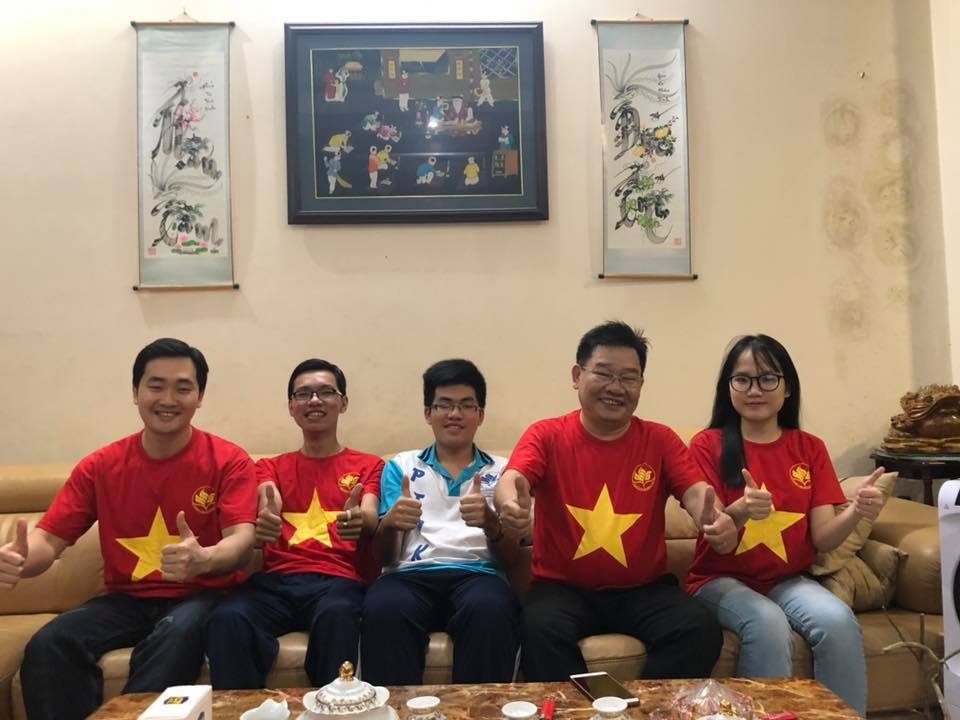 Người thầy được gọi là huyền thoại về hưu: “Tay không” bắt giải… Olympic - 5 Người thầy được gọi là huyền thoại về hưu: “Tay không” bắt giải… Olympic - 5