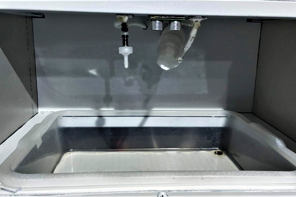 Học sinh trường huyện sáng tạo Robot hỗ trợ phòng dịch 3 trong một - 3 Học sinh trường huyện sáng tạo Robot hỗ trợ phòng dịch 3 trong một - 3