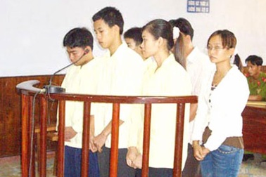 Coi trọng giáo dục pháp luật cho học sinh