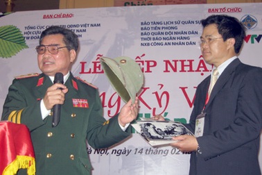 Xúc động những kỉ vật thời chiến