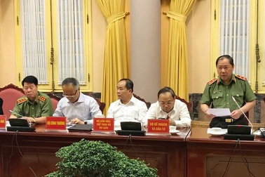 "Dữ liệu người dùng mạng đã bị sử dụng cho âm mưu chính trị"