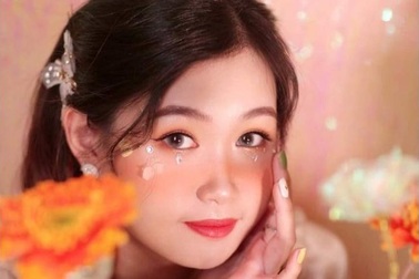 Nữ sinh viên Hà thành xinh đẹp, đam mê với thiện nguyện