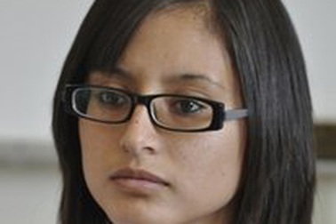 Nữ cảnh sát trưởng 20 tuổi lánh sang Mỹ