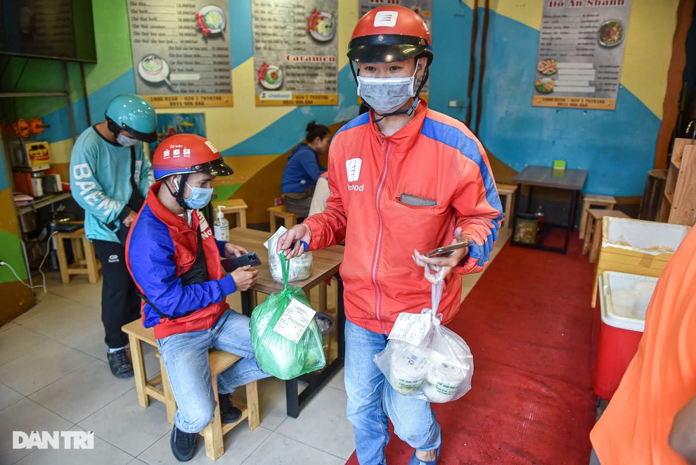 Quán chè Thái đắt khách nhất nhì ở Hà Nội, mỗi ngày bán hơn 1000 cốc - 9 Quán chè Thái đắt khách nhất nhì ở Hà Nội, mỗi ngày bán hơn 1000 cốc - 9