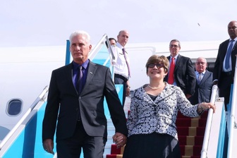 Bí thư Thứ nhất, Chủ tịch nước Cuba bắt đầu thăm cấp Nhà nước tới Việt Nam