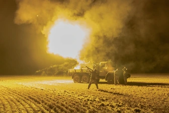 Chiến thuật bào mòn từ bên trong của Nga xoay chuyển cục diện ở Ukraine