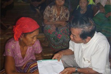 Cứu trợ cho gia đình có hai anh em ruột thiệt mạng