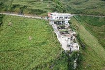 Vụ đèo Mã Pí Lèng: Điểm dừng chân biến thành công trình “khủng” 7 tầng