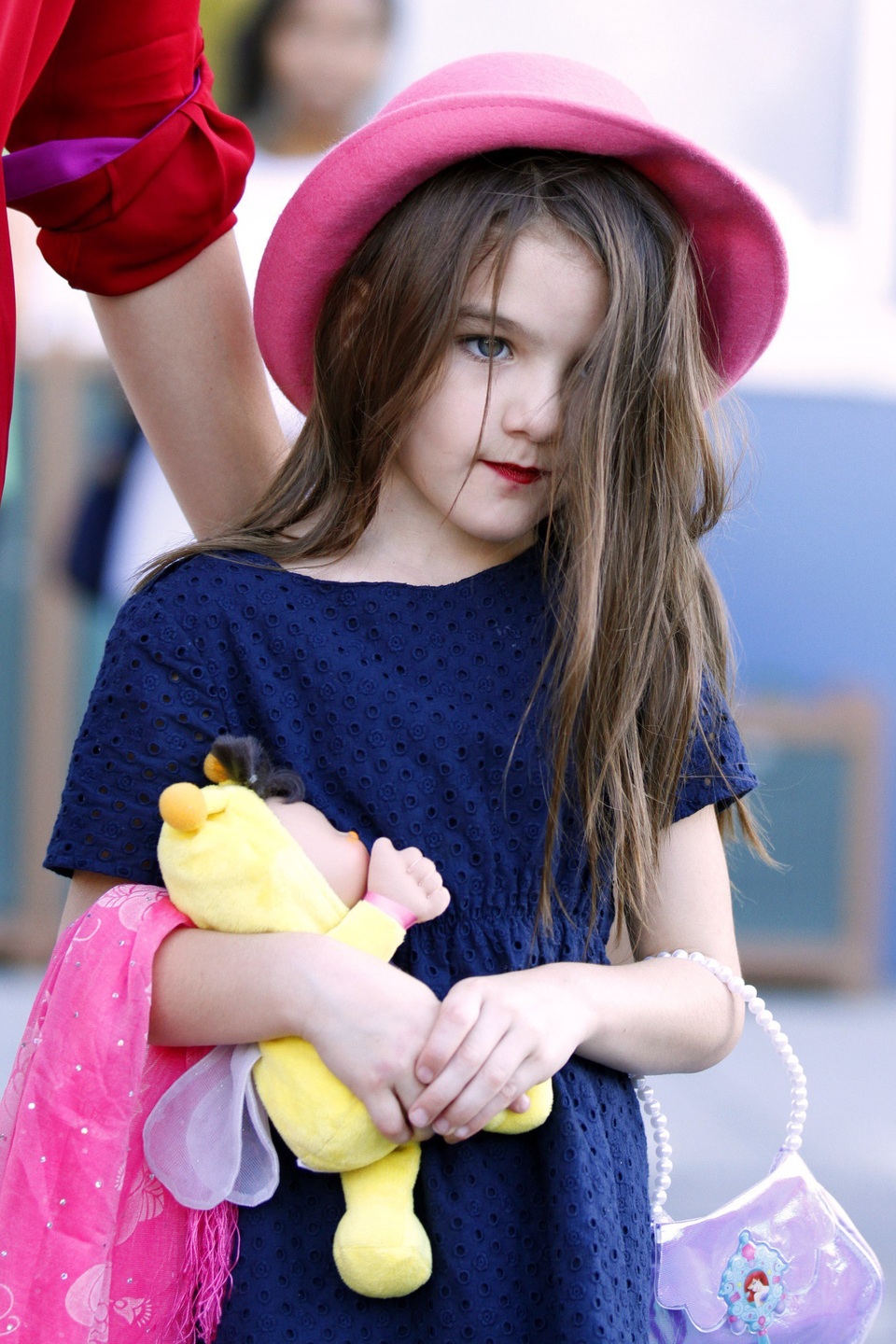Cuộc sống hiện tại của Suri Cruise - con gái ruột duy nhất của Tom Cruise - 5 Cuộc sống hiện tại của Suri Cruise - con gái ruột duy nhất của Tom Cruise - 5