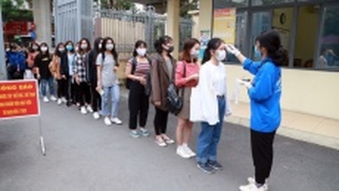 Nhiều trường đại học cân nhắc đón sinh viên trở lại học tập trung