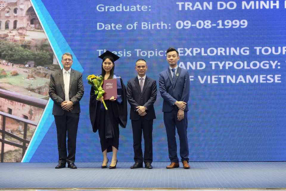 Cộng hòa Áo trao bằng cử nhân chuyên ngành “hot” tới sinh viên ĐH Hà Nội - 1 Cộng hòa Áo trao bằng cử nhân chuyên ngành “hot” tới sinh viên ĐH Hà Nội - 1