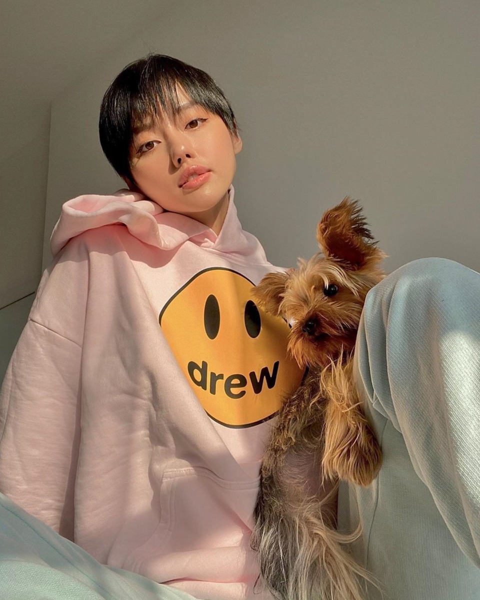 Fashionista Khánh Linh nhận ra ý nghĩa của những ngày cách ly sống chậm - 4 Fashionista Khánh Linh nhận ra ý nghĩa của những ngày cách ly sống chậm - 4