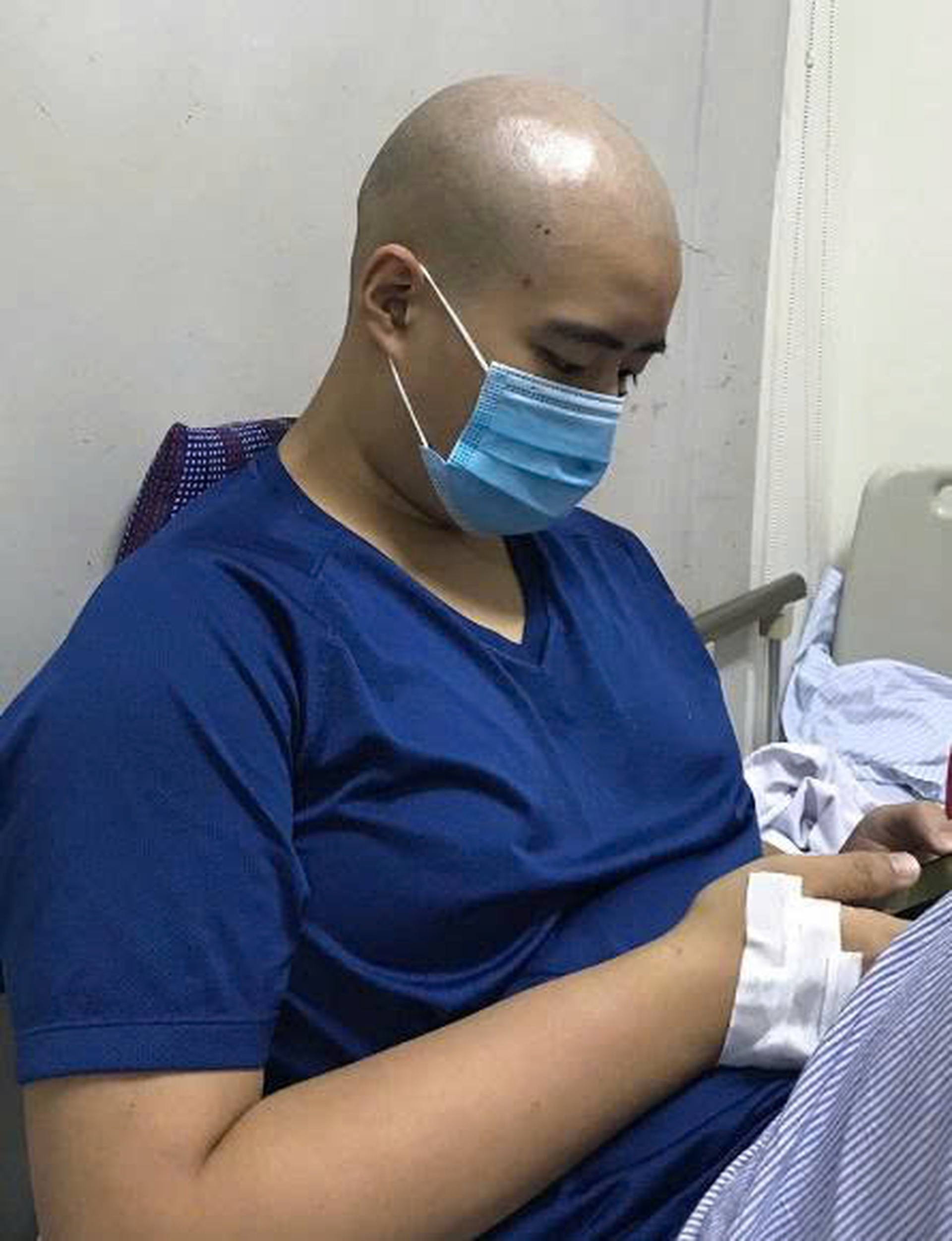 Sống mòn trong ung thư, người bệnh khát khao liệu pháp mới từ vaccine Nga - 11 Sống mòn trong ung thư, người bệnh khát khao liệu pháp mới từ vaccine Nga - 11