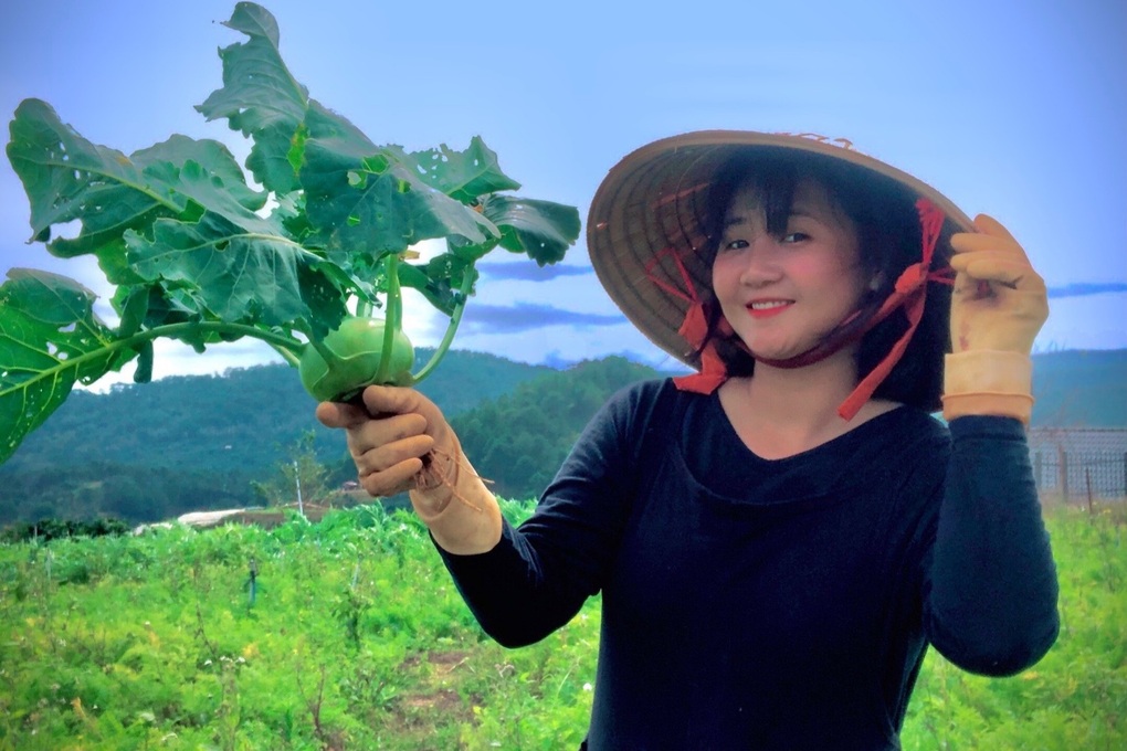 Trầm cảm khi ở thành thị, cô gái về Đà Lạt làm vườn để tự chữa lành - 6 Trầm cảm khi ở thành thị, cô gái về Đà Lạt làm vườn để tự chữa lành - 6