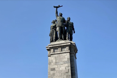 Nga chỉ trích Bulgaria tháo dỡ đài tưởng niệm thời Liên Xô