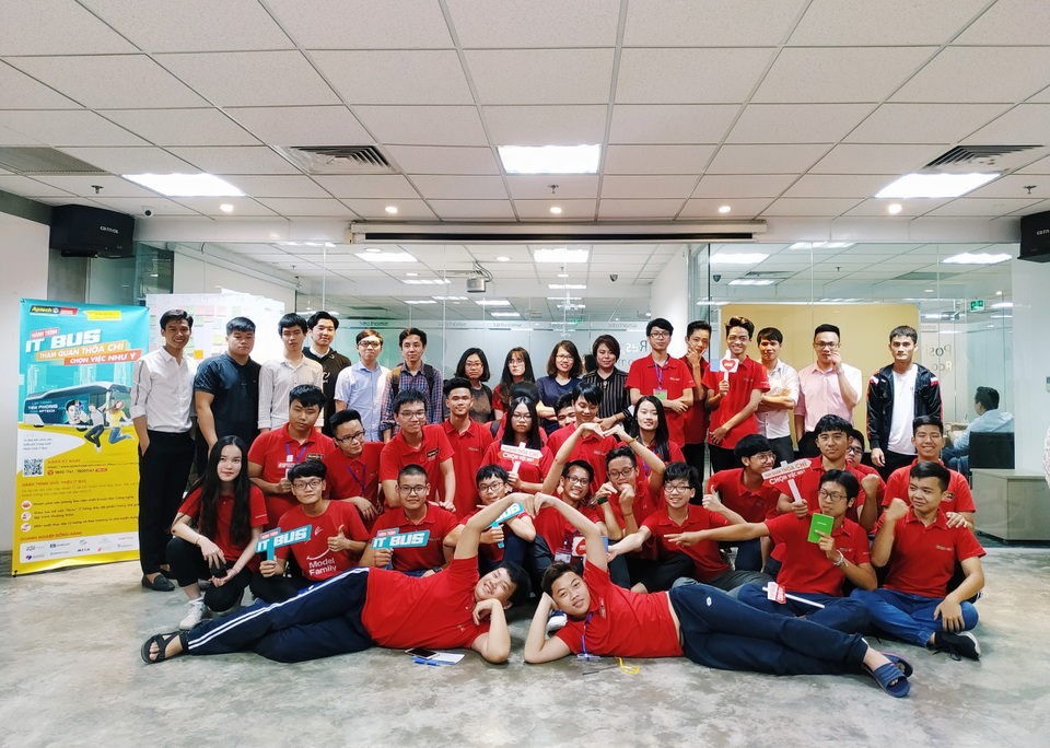 “Cơn khát nhân lực” ngành Công nghệ thông tin trong cuộc đua toàn cầu hóa - 2 “Cơn khát nhân lực” ngành Công nghệ thông tin trong cuộc đua toàn cầu hóa - 2