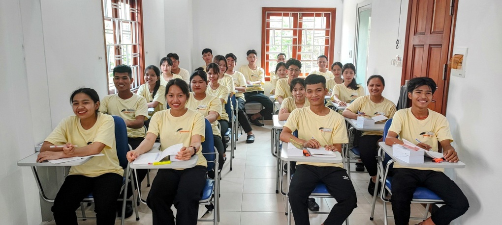 Lớp dạy nghề miễn phí dành cho các bạn trẻ yếu thế - 1 Lớp dạy nghề miễn phí dành cho các bạn trẻ yếu thế - 1