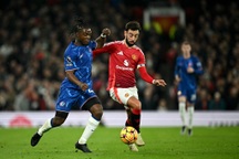 Man Utd đánh rơi chiến thắng trước Chelsea tại Old Trafford