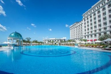 Kỳ nghỉ 5 sao siêu rẻ: Khi ông lớn Vinpearl “bắt tay” với Vietjet