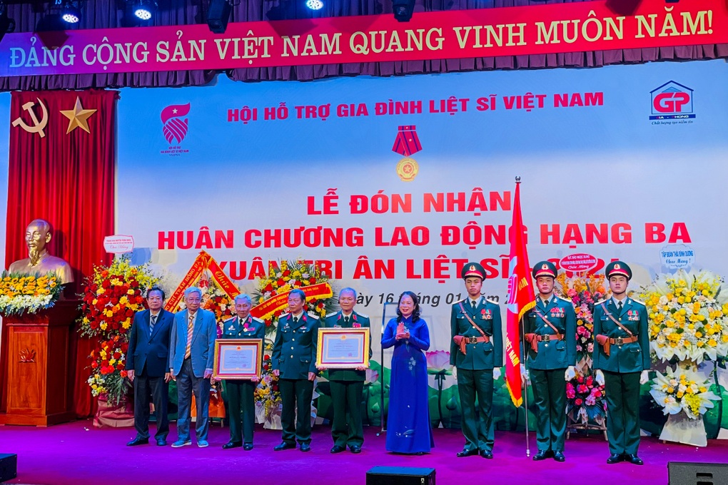 Trả lại tên cho hơn 1.000 liệt sĩ, đưa hơn 1.200 bộ hài cốt về quê hương - 1 Trả lại tên cho hơn 1.000 liệt sĩ, đưa hơn 1.200 bộ hài cốt về quê hương - 1