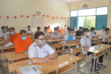 Giãn cách vì Covid-19, Sóc Trăng thay giám khảo chấm thi tốt nghiệp THPT