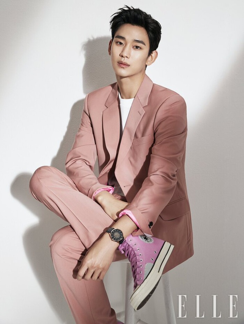 Lộ ảnh má kề má với gái hư, cụ giáo Kim Soo Hyun nhanh chóng phản hồi - 2 Lộ ảnh má kề má với gái hư, cụ giáo Kim Soo Hyun nhanh chóng phản hồi - 2