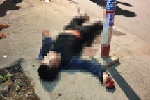 Nam thanh niên gục chết trên vỉa hè sau khi bị đâm