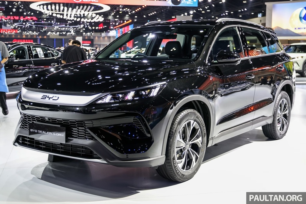 BYD Sealion 5 - đối thủ mới của CX-5 lộ diện trên đường phố Hà Nội - 2