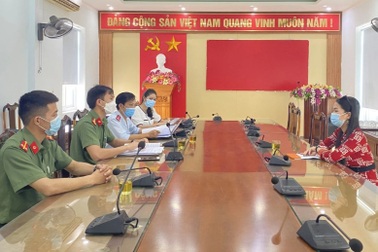 Bịa đặt tin về người phụ nữ mắc Covid-19, 10 người phạt 52,5 triệu đồng