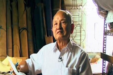 Chuyện cổ tích người thợ đóng giày 70 năm