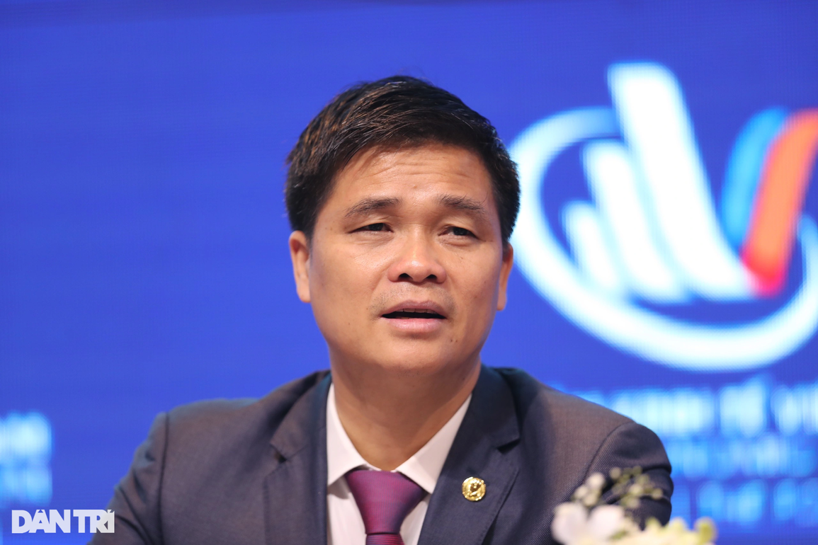 Hình ảnh người lao động rời khỏi những thành phố lớn vẫn là điều ám ảnh - 4 Hình ảnh người lao động rời khỏi những thành phố lớn vẫn là điều ám ảnh - 4